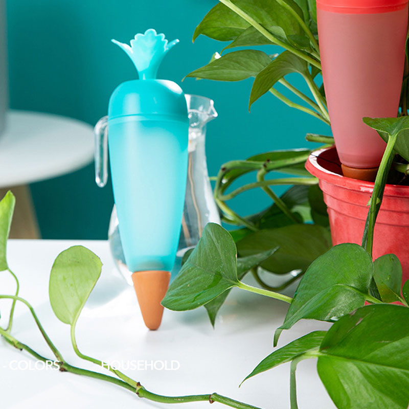 🥕Carrot-shaped Automatic Drip Irrigator